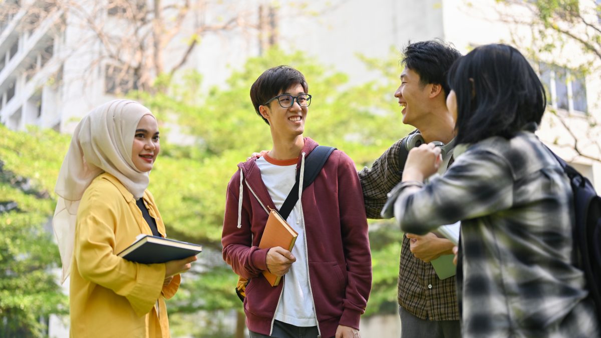 5 Strategi Mengembangkan Keterampilan Interpersonal Bagi Mahasiswa