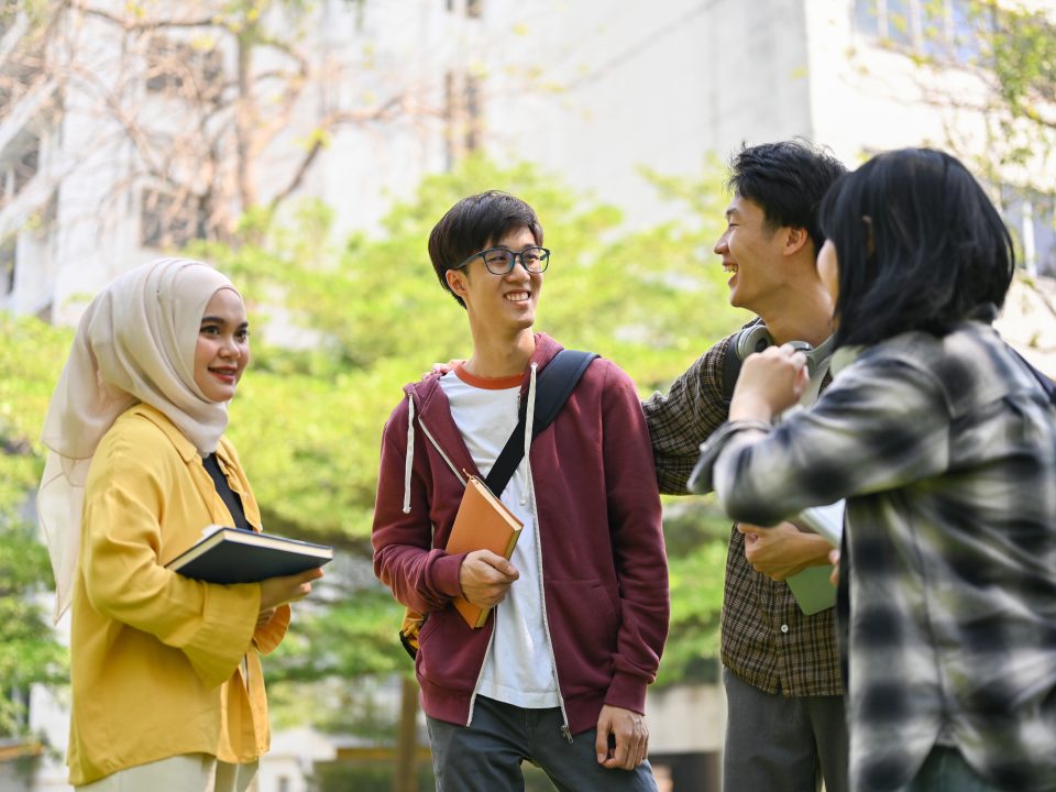 5 Strategi Mengembangkan Keterampilan Interpersonal Bagi Mahasiswa