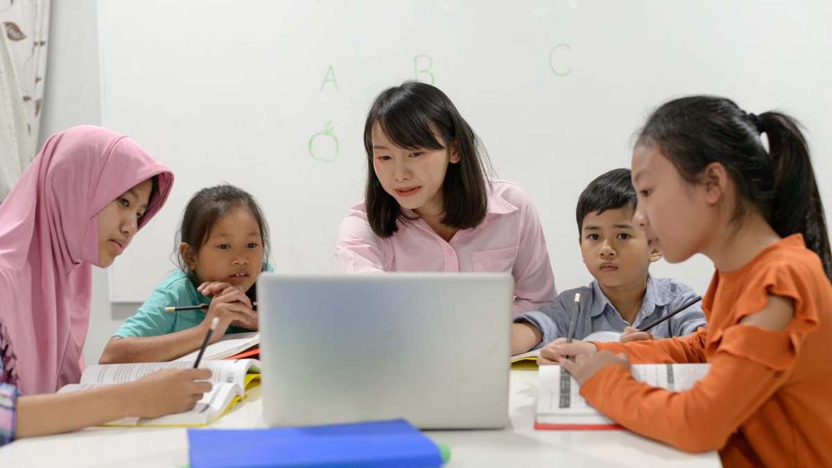 Guru Pembimbing Khusus dan Peran Pentingnya dalam Pendidikan Inklusi